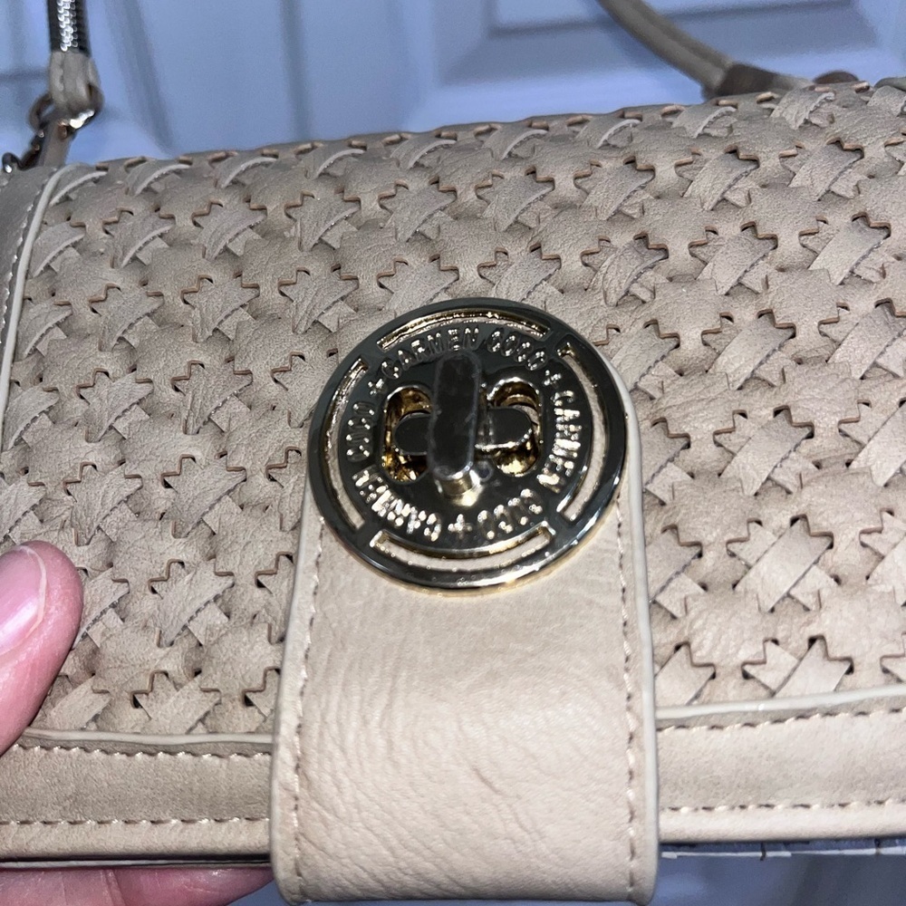Elegant Tan Crossbody Bag